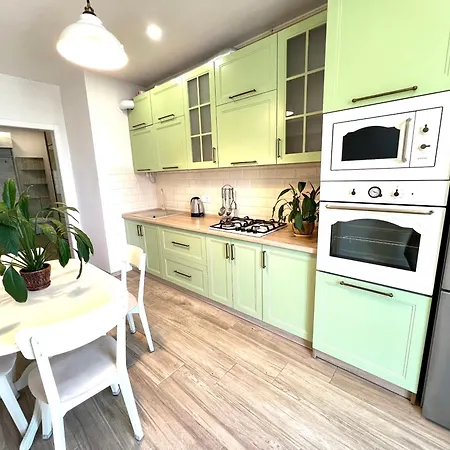 דירה Osapart At A Complex Shevchenka 21 לבוב